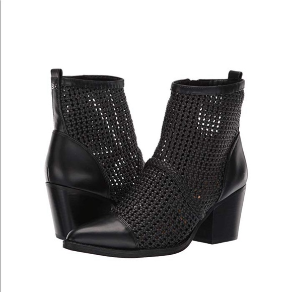 🆕SAM EDELMAN Elita Black Ankle Booties
